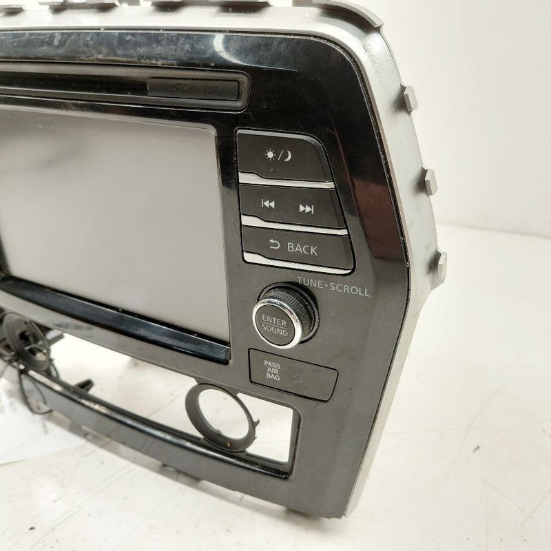 Audio Equipment Radio Display And Receiver Fits 18 MAXIMA