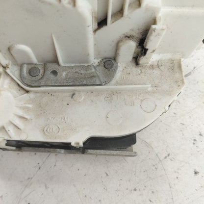 Jeep Cherokee Door Latch Lock Right Passenger Rear  2019 2020 2021
