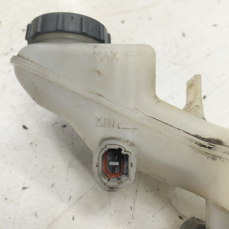 Brake Master Cylinder Fits 14-21 Mazda 6