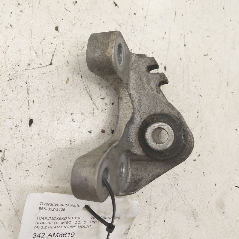 Jeep Cherokee Rear Engine Mount Bracket  2019 2020 2021
