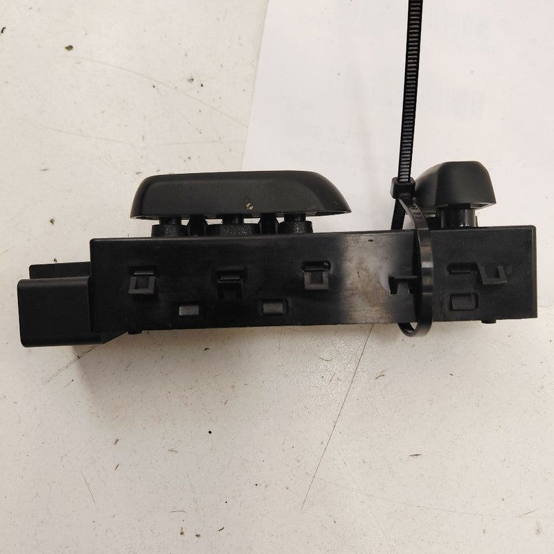 Chevy Trailblazer Seat Switch Left Driver Power Seat Control  2023 202