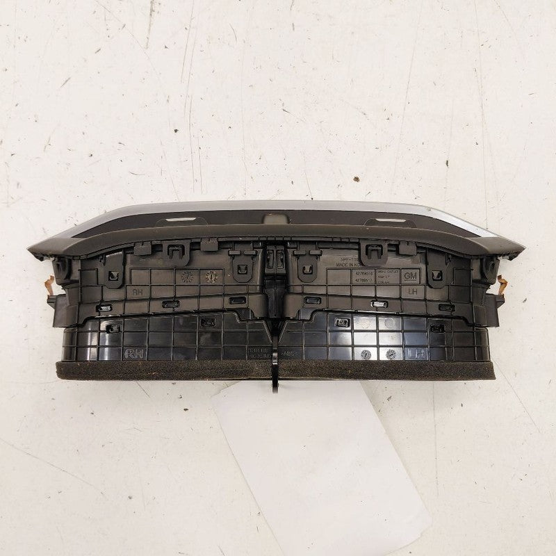 Chevy Trailblazer Dash Air Vent Center Middle  2023 2022 2021