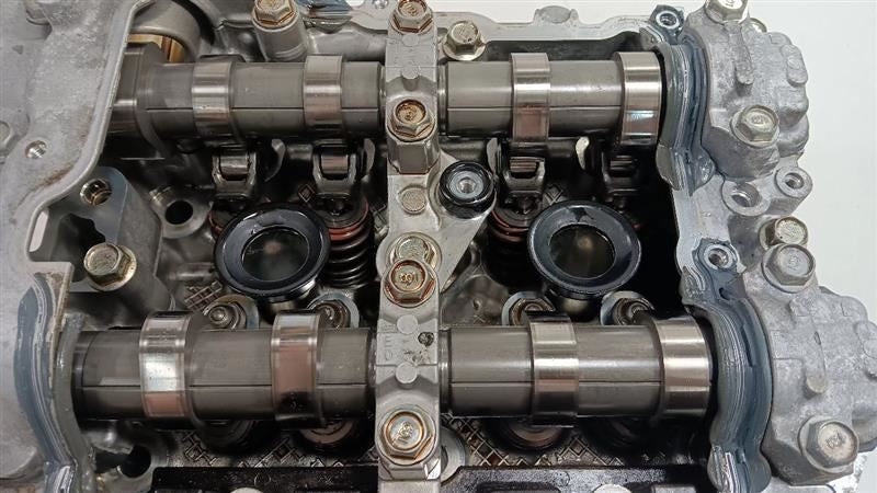 Driver Left Engine Cylinder Head Fits 17-19 IMPREZA OEM