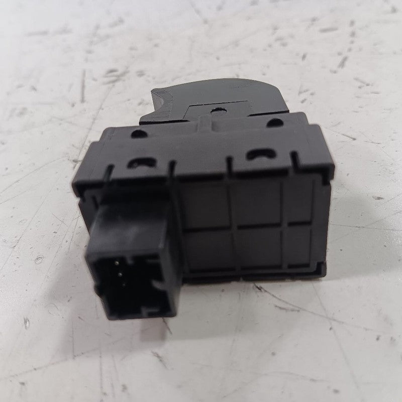 Fiat 500 Power Window Switch Right Passenger Front  2014 2015 2016 OEM