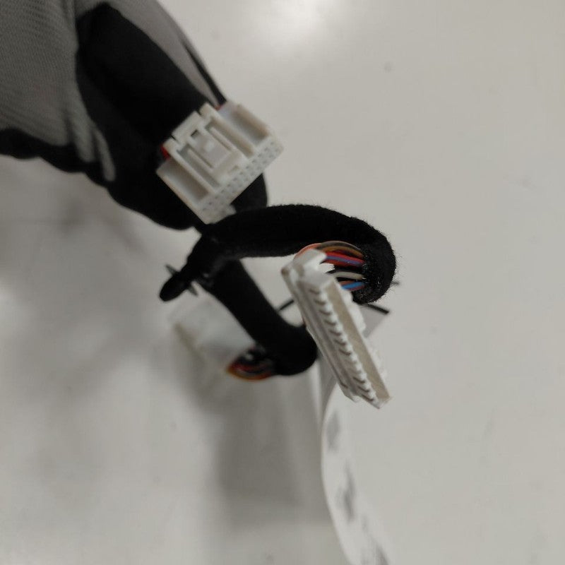 Kia Sorento Center Console Extension Wire {BK84653C5010} 2018 2017 201