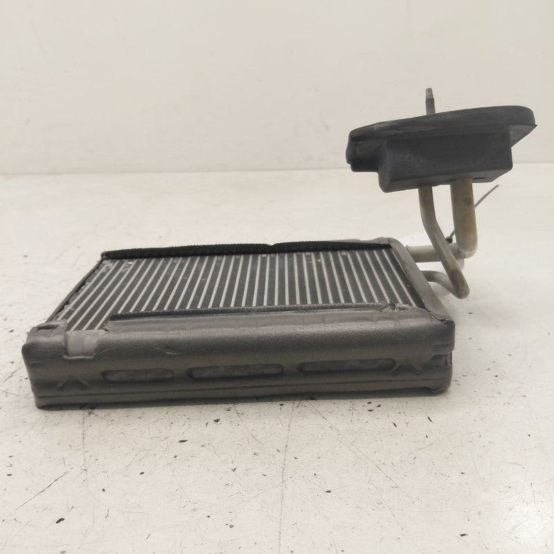 Air Conditioning AC Evaporator Fits 16-20 Cadillac CT6