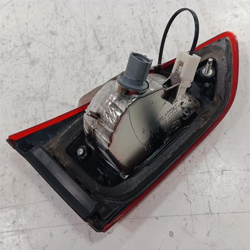 Passenger Right Tail Light Brake Lamp Tailgate Mntd Halogen Fits 16 MA