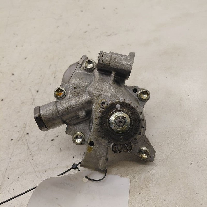 Toyota Prius Engine Oil Pump  1.8 2022 2021 2020