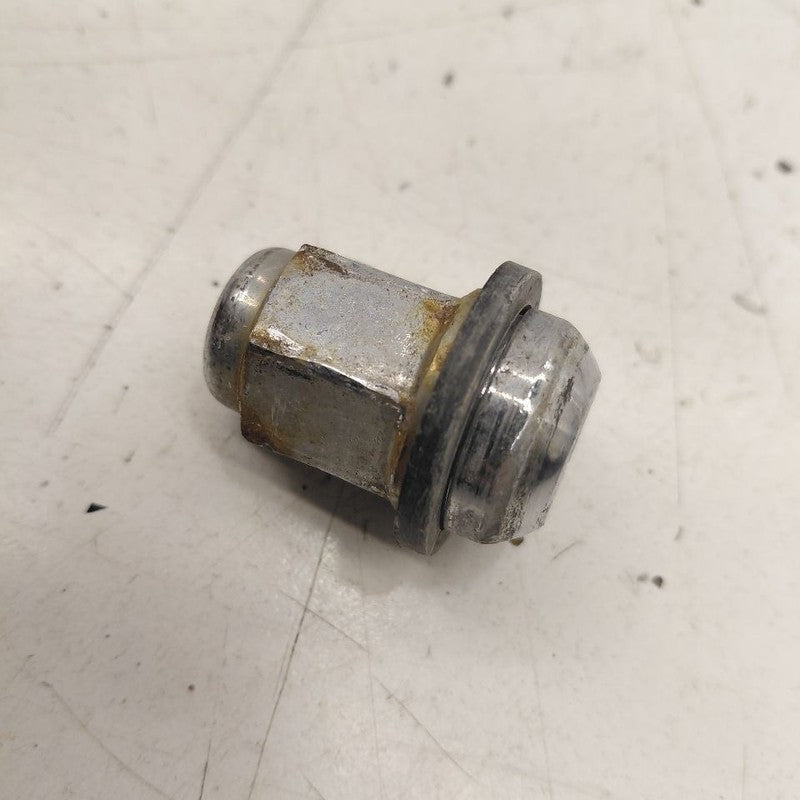 Honda Clarity Lug Nut Set  2018 2019 2020