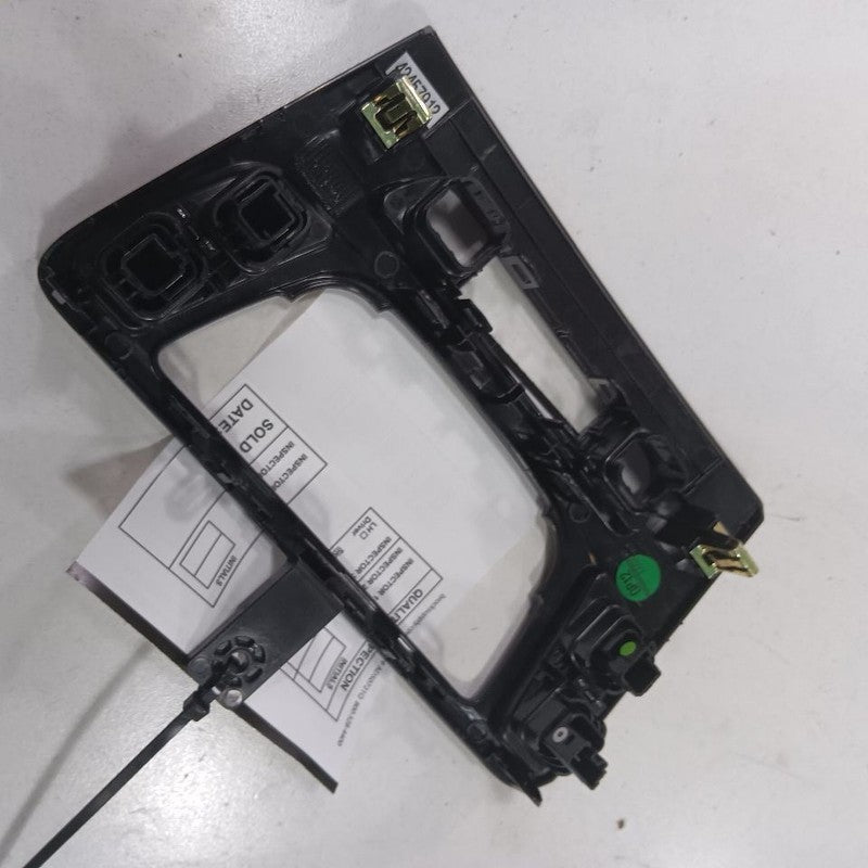 Buick Encore Temp Temperature Control Bezel Surround Dash Trim  2022 2021 2020 