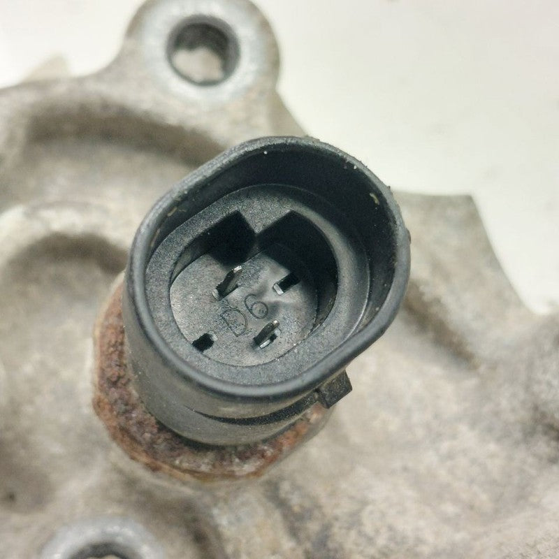 Cadillac XTS Engine Oil Filter Adapter Bracket Housing Mount      2016