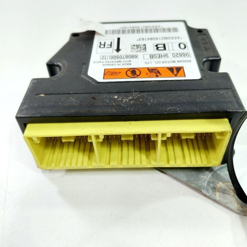 Computer Control Module Front With Side Center Console Fits 21-22 Niss