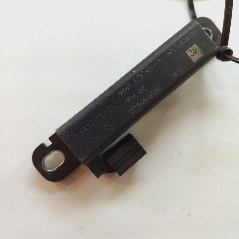 Honda CR-V Keyless Entry Antenna Module {A2C32823700} 2017 2018 2019