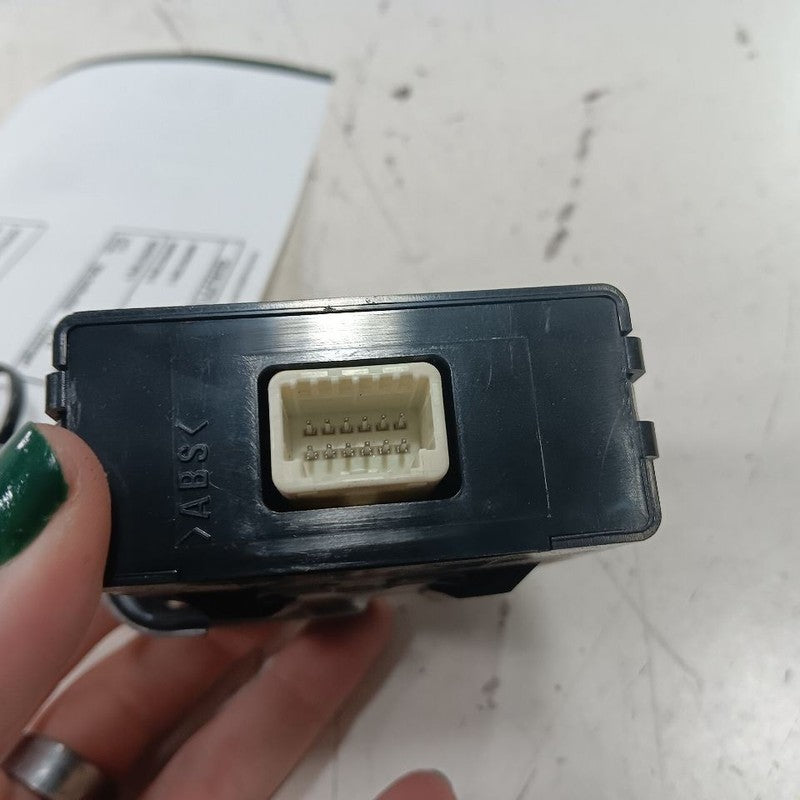 8657252020 Vehicle Approach Driver Assist Alert Control Module VIN B3 Fits 14-16 Prius C