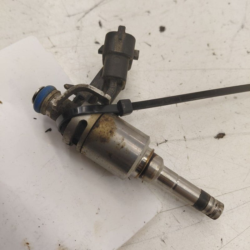 Fuel Injection Injector 1.6L Fits 12-17 Hyundai Accent