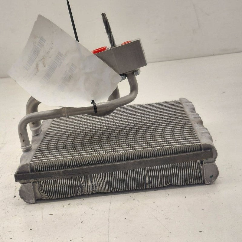 Air Conditioning AC Evaporator Fits 17-19 Chevy Volt