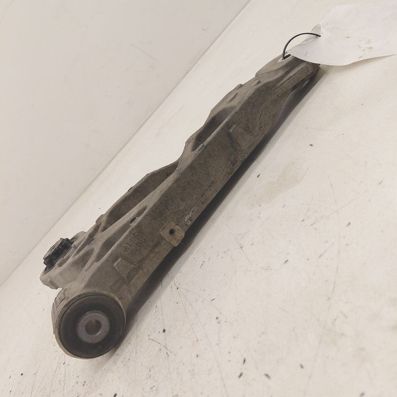 Passenger Right Front Lower Control Arm Opt Sda Fits 19 Jeep Cherokee