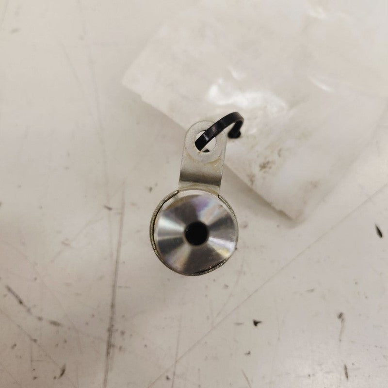 Mazda 3 Variable Timing Gear Oil Control Valve Solenoid Cylinder Head 