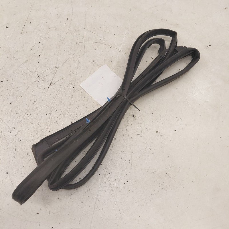 Nissan Murano On Door Seal Rubber Left Driver Rear Back  2020 2021 202