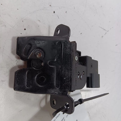 Hyundai Elantra Trunk Latch  2017 2016 2015 2014 2013