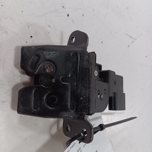 Hyundai Elantra Trunk Latch  2017 2016 2015 2014 2013