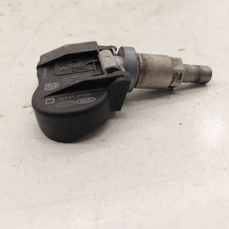 Kia Sportage TPMS Tire Pressure Monitor System Sensor  2020 2021 2022