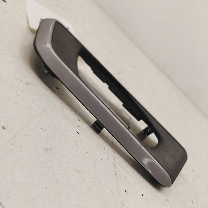 Honda CR-V Interior Door Handle Bezel Surround Trim Right Passenger Re