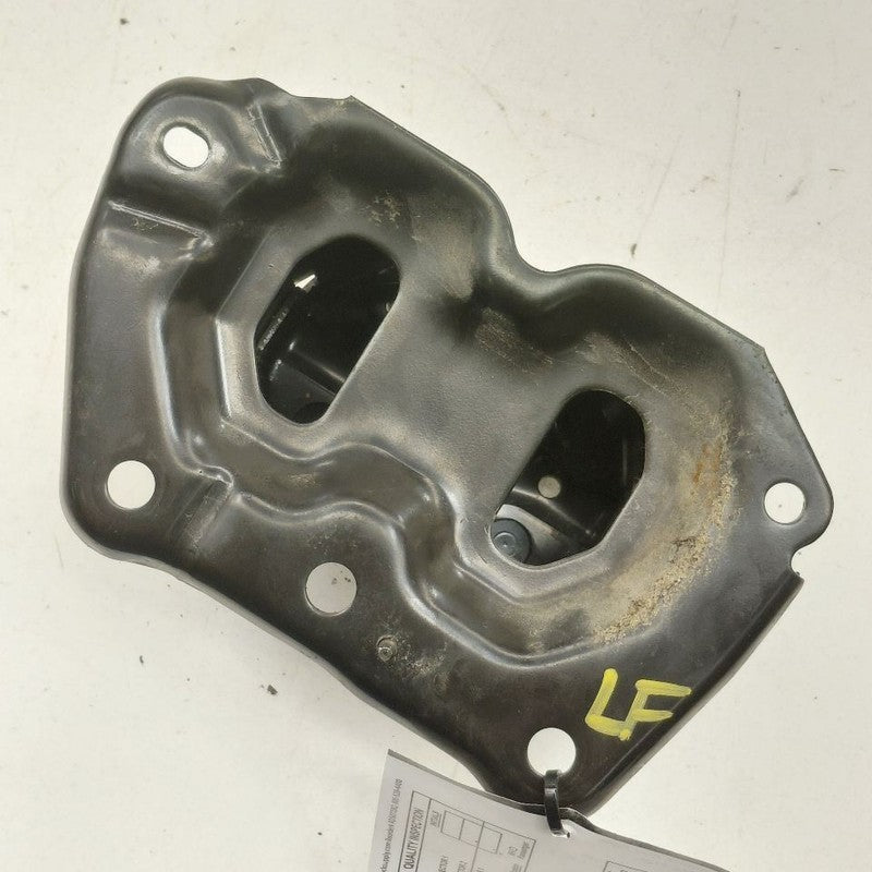 Nissan Maxima Bumper Mount Bracket Left Driver Side Front  2018 2017 2