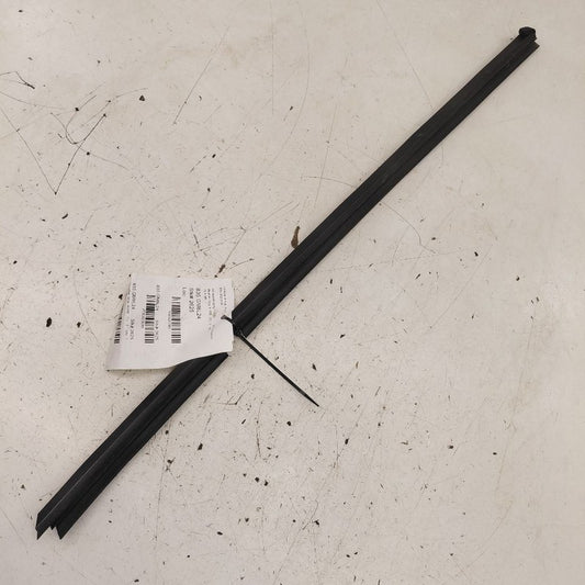 Chevy Equinox Right Rear Weather Strip Interior  2024 2023 2022