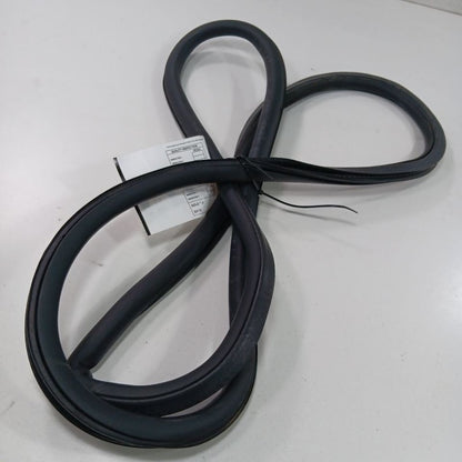 Jeep Renegade On Body Door Jamb Seal Gasket Front Left Driver  2017 20
