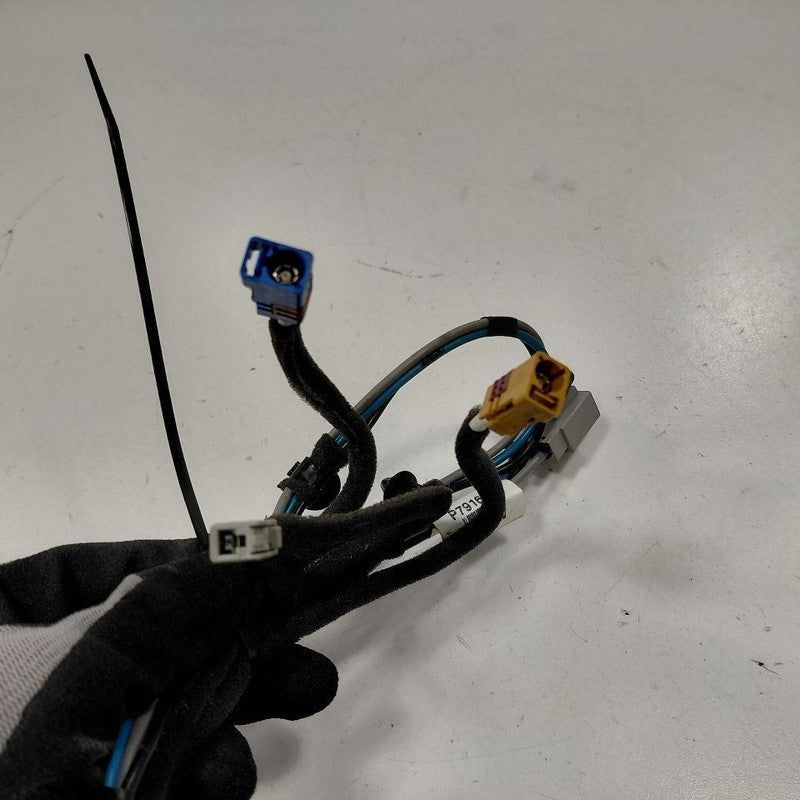 Kia Sorento Front Antenna Cable w/ Navigation {96220C6300} 2018 2017 2