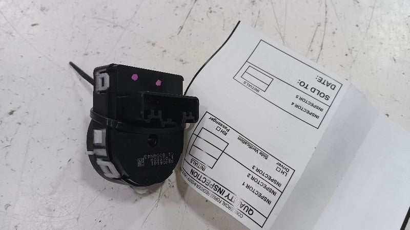 Front Door Mirror Master Switch 17-19 Buick Encore OEM