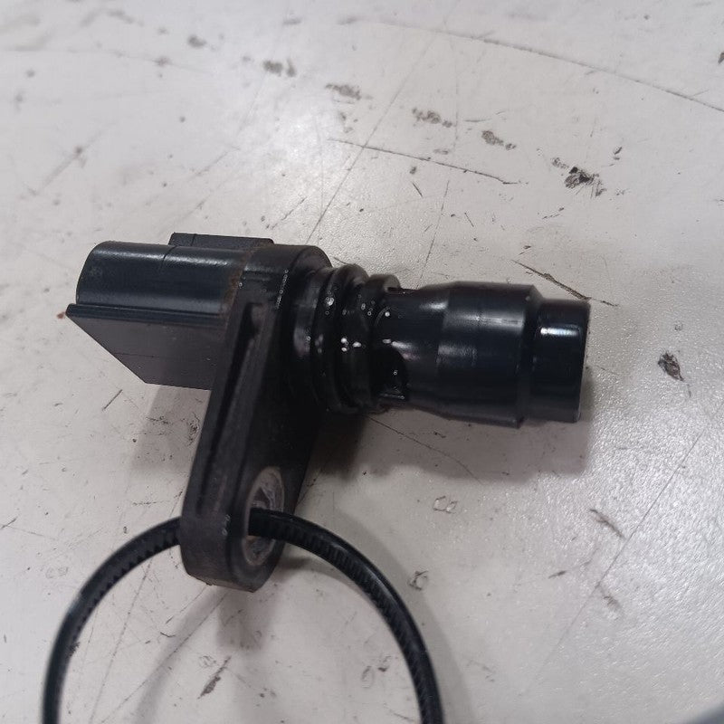 Toyota Corolla 2.0 Camshaft Cam Shaft Position Sensor  2019 2020 2021