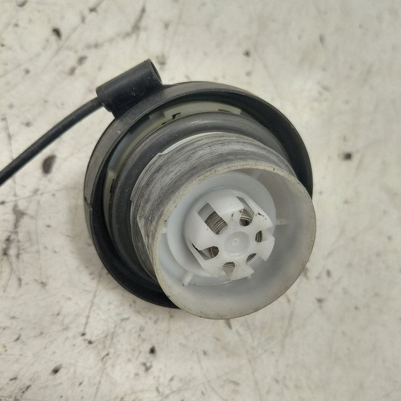 Nissan Versa Note Gas Tank Fuel Cap  2019 2018 2017