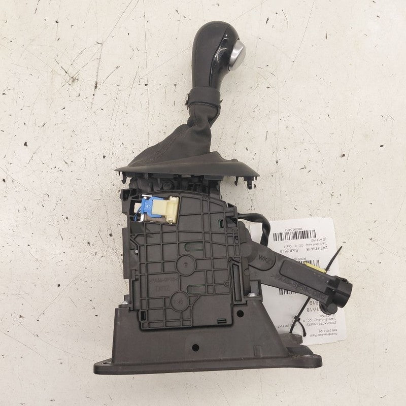 2018 Fiat 500 X Model Transmission Gear Shifter