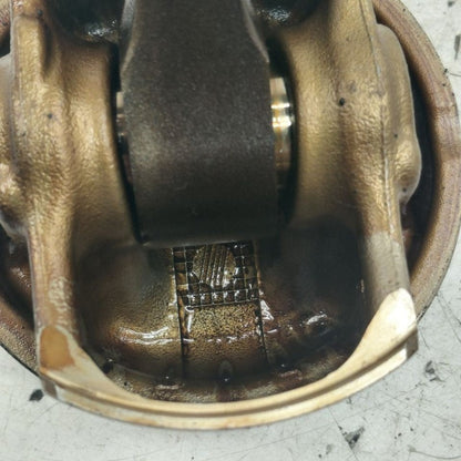 Honda CR-V Single Piston With Connecting Rod   2.4 2019 2018 2017