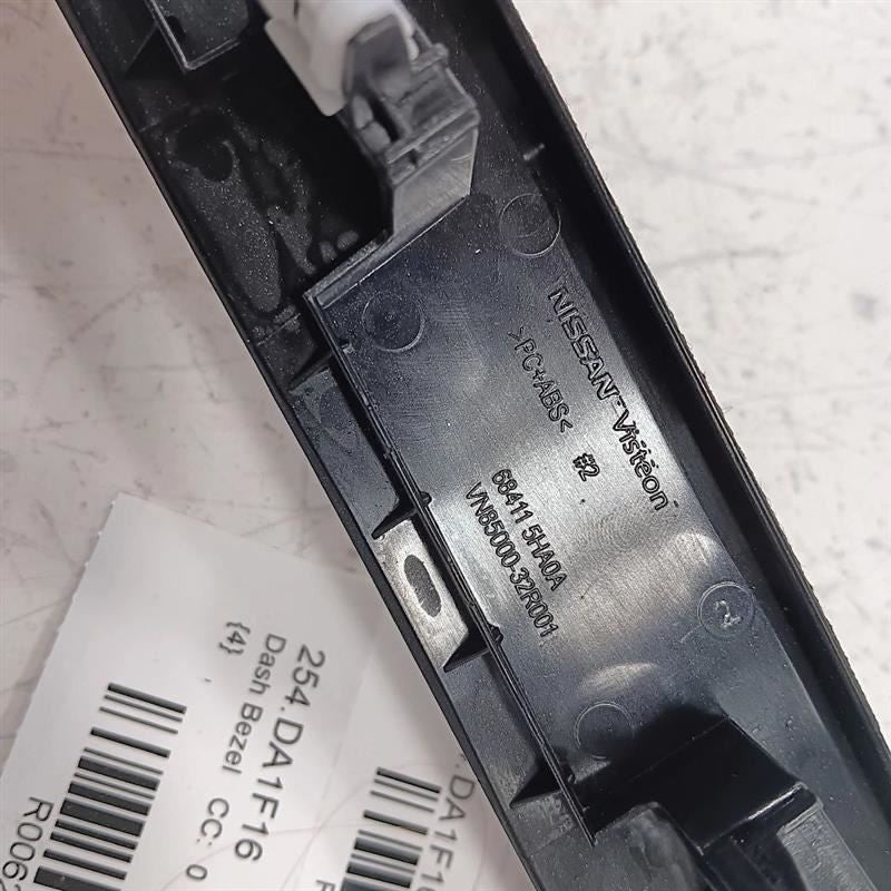 Nissan Rogue ROGUE     2016 Dash Bezel 6220322014 2015 2016 2017 2018 
