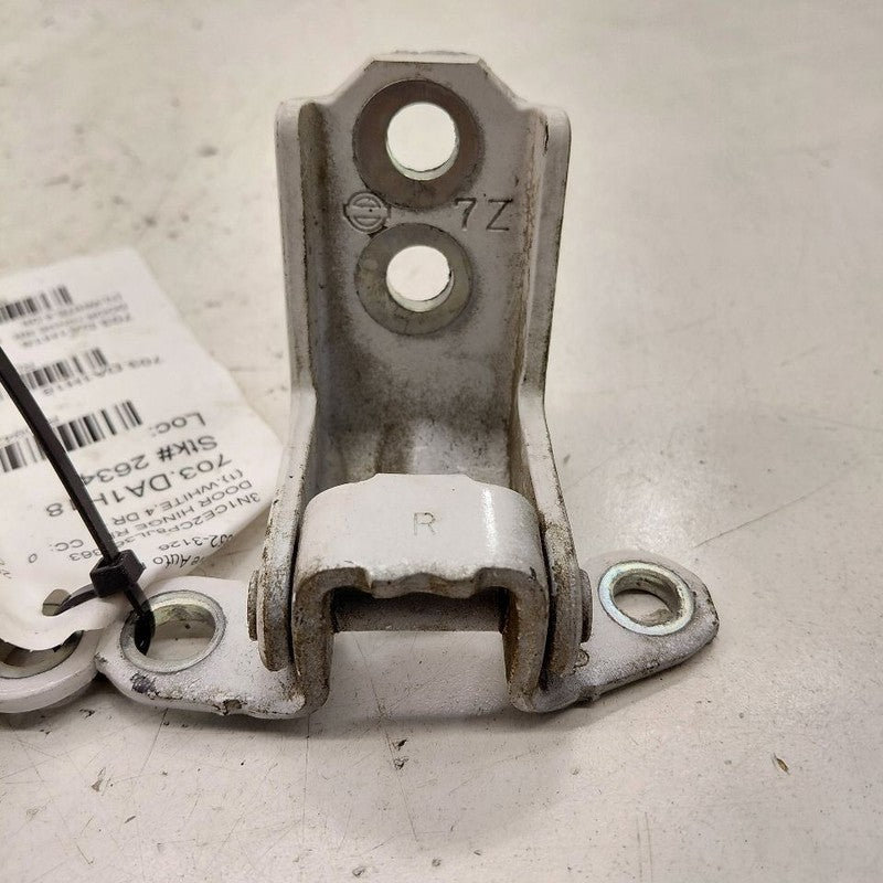 Nissan Versa Note Door Hinge Set Right Rear Passenger  2019 2018 2017