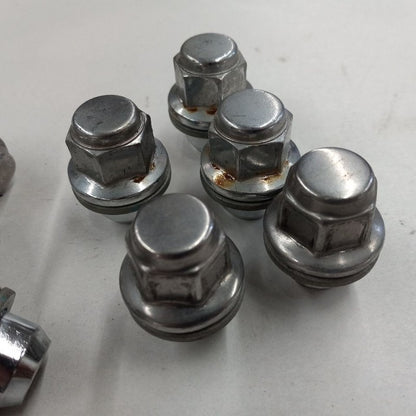 INFINITI QX50 Lug Nut Set  2017 2016 2015 2014 OEM