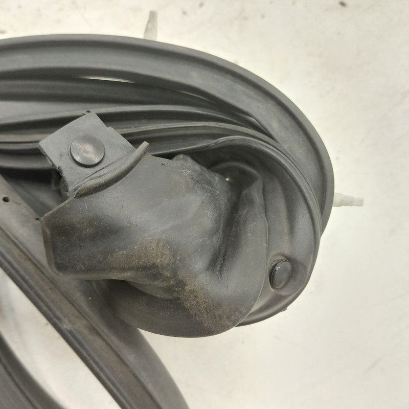 Toyota Prius On Door Seal Rubber Right Passenger Rear Back  2022 2021 