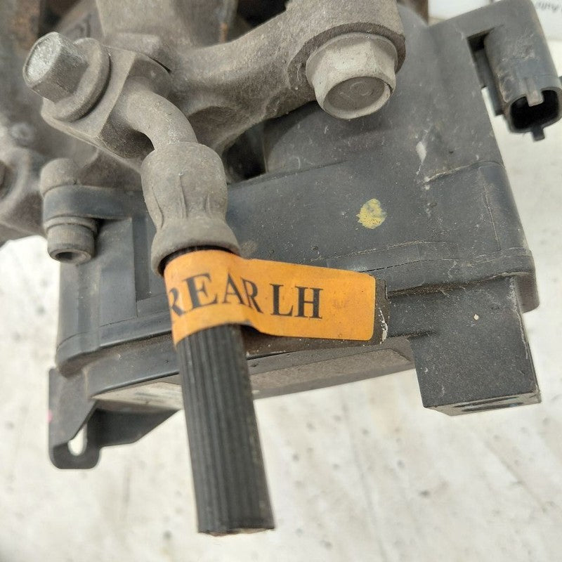 Left Rear Brake Caliper Fits 16-20 Cadillac CT6 941245