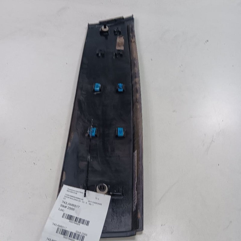Jeep Cherokee Door Molding Trim Strip Left Driver Side Rear Back  2015 2016 2017