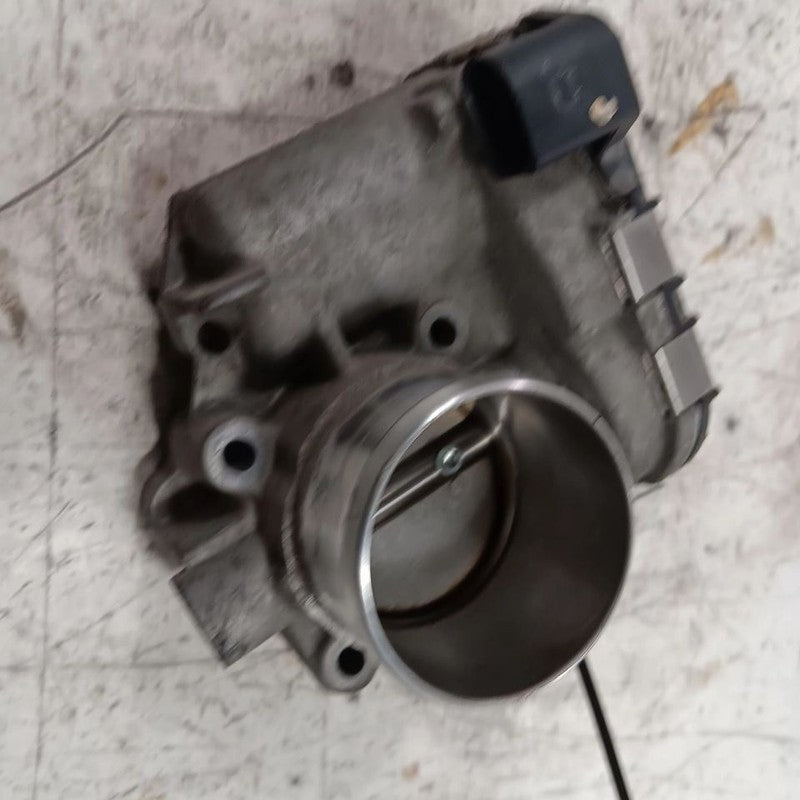 Throttle Body Valve 1.6L Without Turbo Fits 14-19 Ford Fiesta OEM