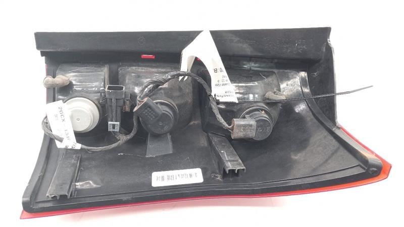 22692372 Driver Left Tail Light Lamp Fits 04-07 VUE