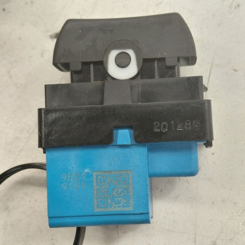 Chevy Trax Power Door Lock Switch  2022 2021