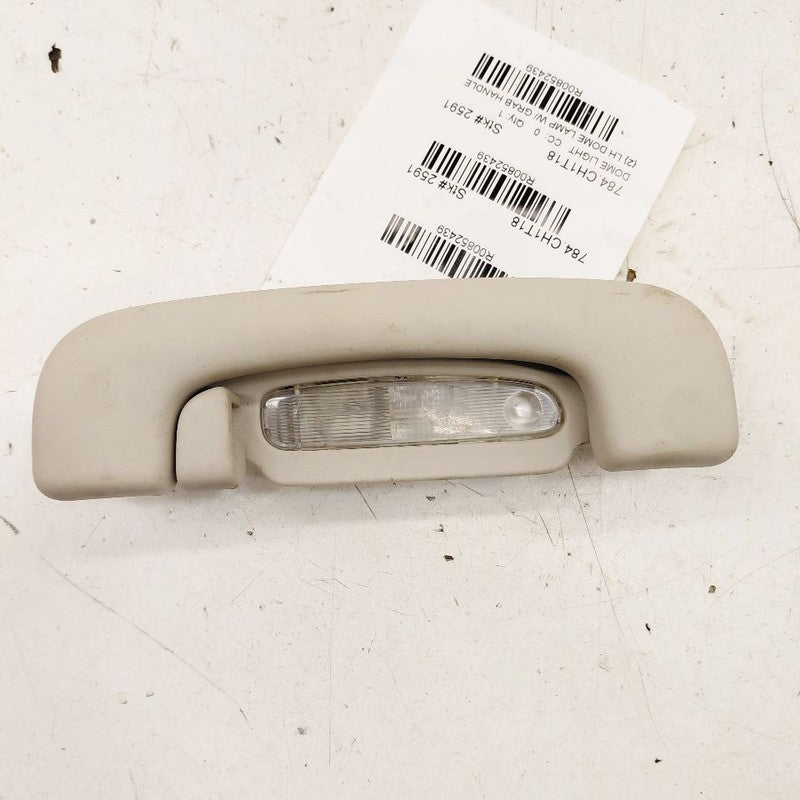 Chrysler 300 Left Rear Side Dome Light With Grab Handle 2017 2018 2019