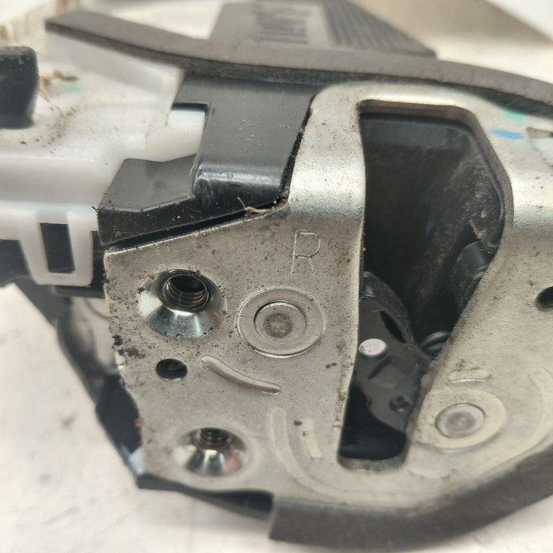 Honda CR-V Door Latch Lock Right Passenger Rear  2019 2018 2017