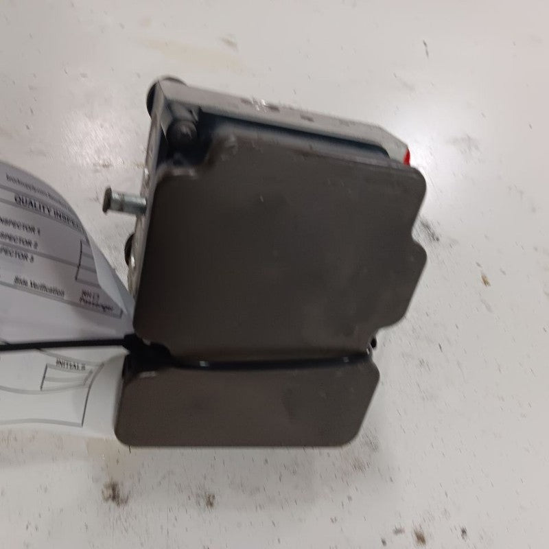 Anti-Lock Brake Part With Forward Collision Warning Fits 19-22 Chevy Malibu