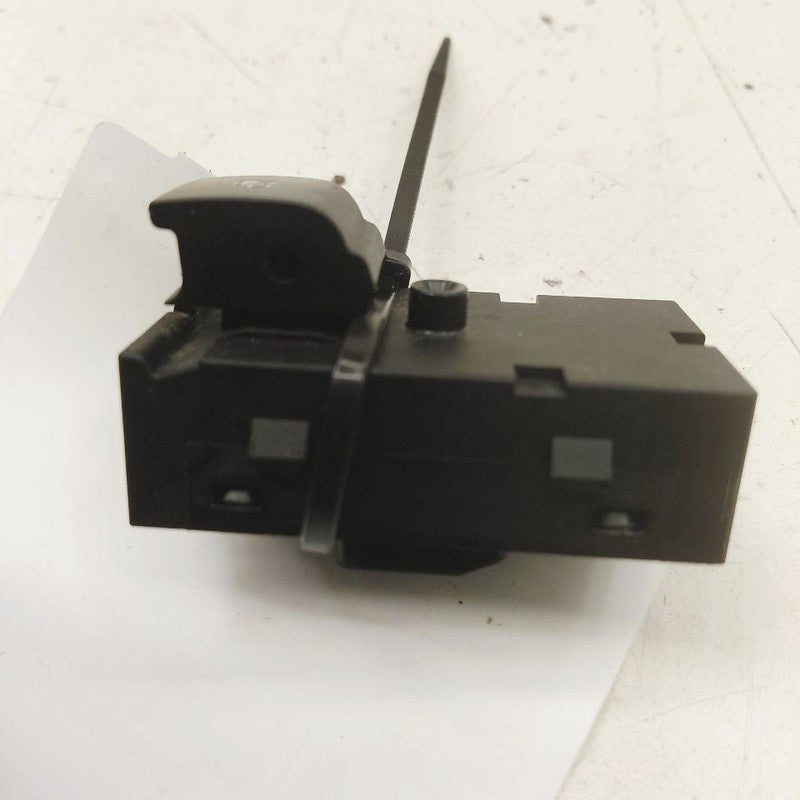 Cadillac XTS Window Switch Power Left Driver Rear      2016 2017 2018