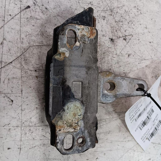 Ford Fiesta Engine Motor Mount Left Driver  1.6 2014 2015 2016 2017 2018 2019